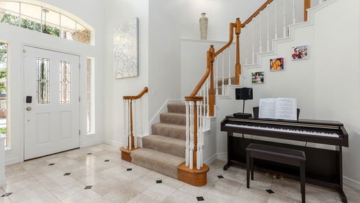 Lufkin 2-story, 4-bed 501 Crown Colony Drive-idx