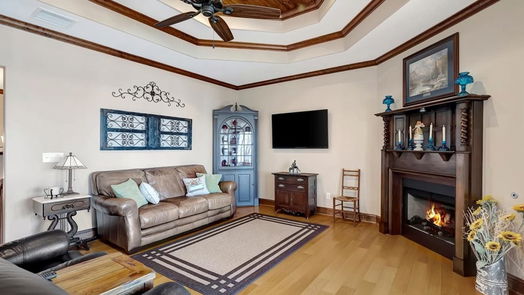Etoile 3-story, 3-bed 907 County Road 4921-idx