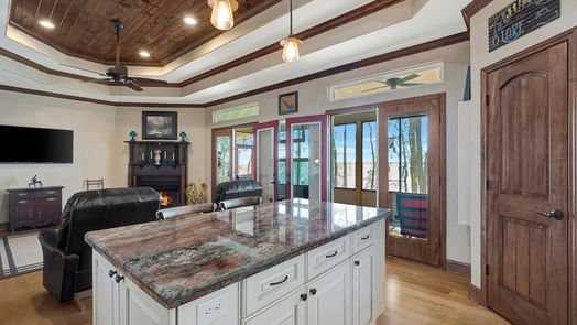 Etoile 3-story, 3-bed 907 County Road 4921-idx