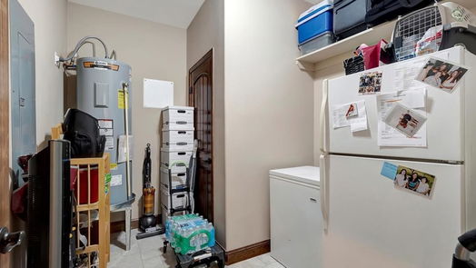 Etoile 3-story, 3-bed 907 County Road 4921-idx