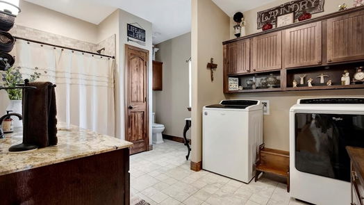 Etoile 3-story, 3-bed 907 County Road 4921-idx