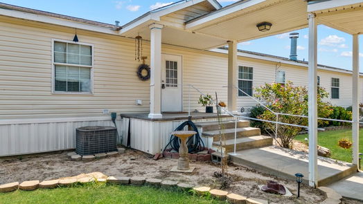 Kirbyville null-story, 3-bed 1558 CR 451-idx