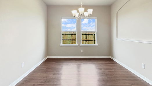 Sealy 2-story, 3-bed 101 White Wing Circle B-idx