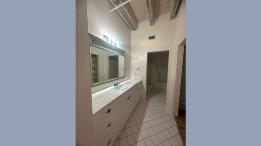 Houston null-story, 1-bed 201 Main Street 5D-idx