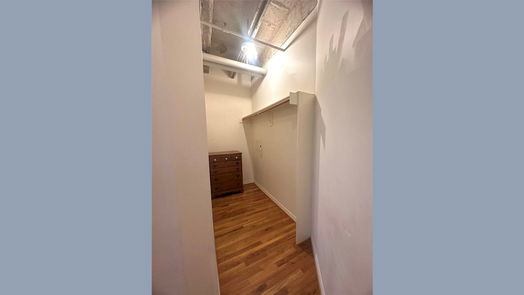 Houston null-story, 1-bed 201 Main Street 5D-idx