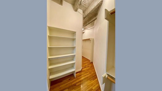Houston null-story, 1-bed 201 Main Street 5D-idx