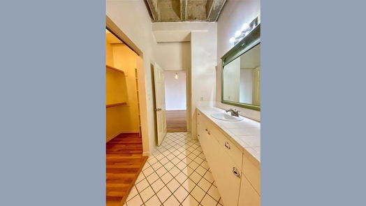 Houston null-story, 1-bed 201 Main Street 5D-idx