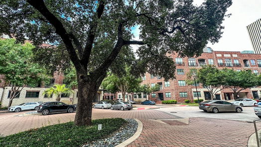 Houston null-story, 2-bed 300 St Joseph Parkway 116-idx