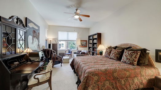 Houston null-story, 2-bed 300 St Joseph Parkway 102-idx