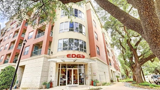 Houston 1-story, 2-bed 300 St Joseph Parkway 318-idx