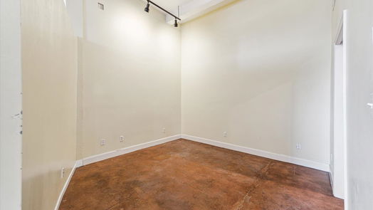 Houston 1-story, 1-bed 915 N San Jacinto Street 2A-idx