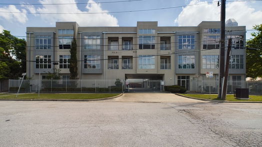 Houston 1-story, 1-bed 207 Pierce Street 308-idx