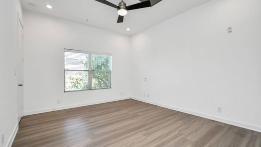 Houston 1-story, 2-bed 207 Pierce Street 301-idx