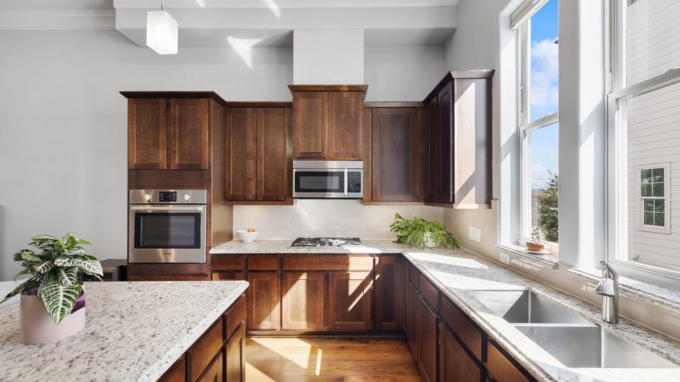 Houston 3-story, 3-bed 2960 Rusk Street-idx