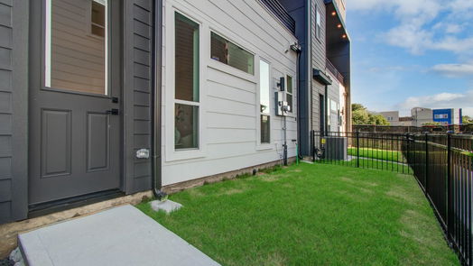 Houston 4-story, 3-bed 3008 Lamar Street-idx