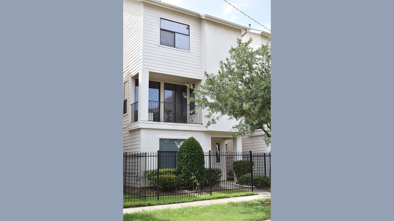 Houston 3-story, 3-bed 712 Live Oak Street-idx