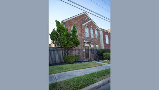 Houston 2-story, 2-bed 1753 Aden Drive-idx