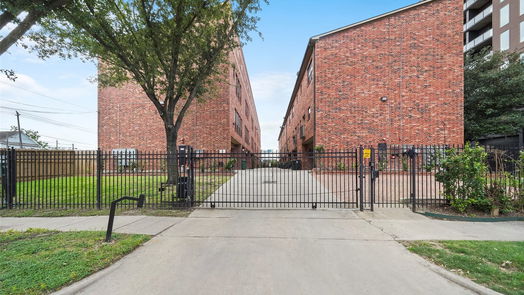 Houston 2-story, 2-bed 2424 Navigation Boulevard G-idx