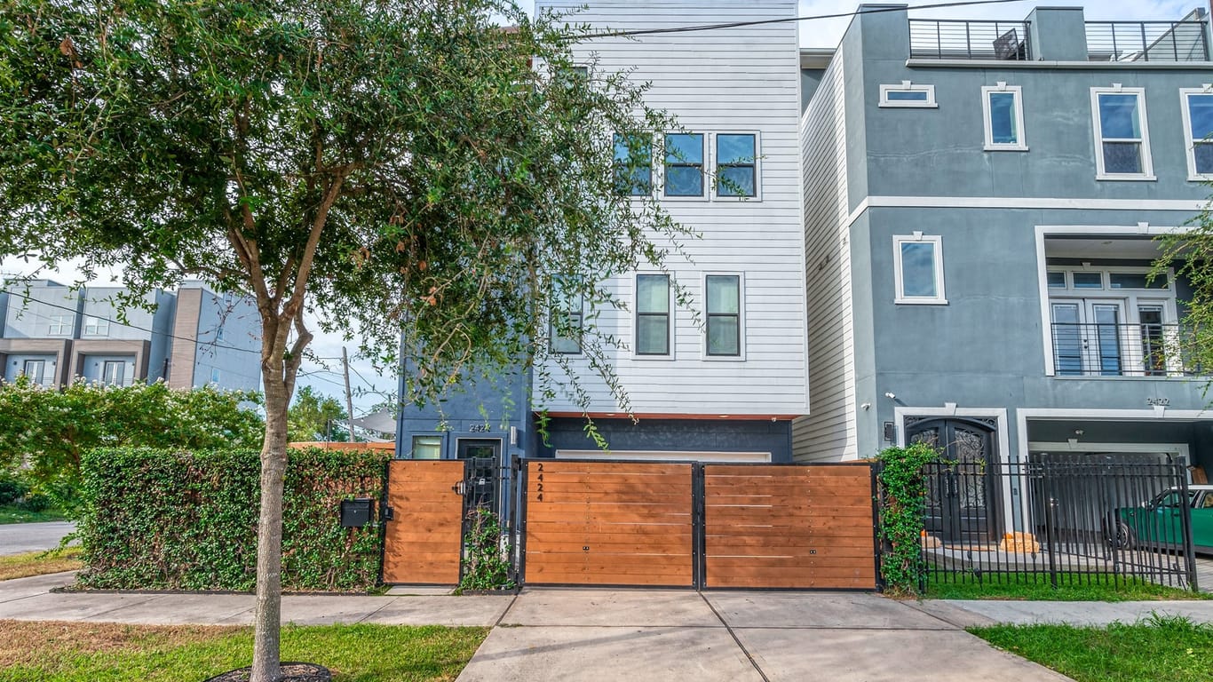 Houston 3-story, 3-bed 2424 Hadley Street-idx