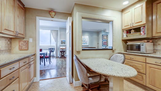 Houston null-story, 2-bed 1111 Hermann Drive 22F-idx
