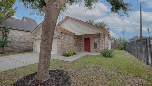 Houston 1-story, 3-bed 3100 Paige Street-idx