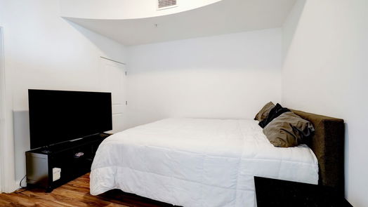 Houston null-story, 1-bed 5925 Almeda Road 10816-idx
