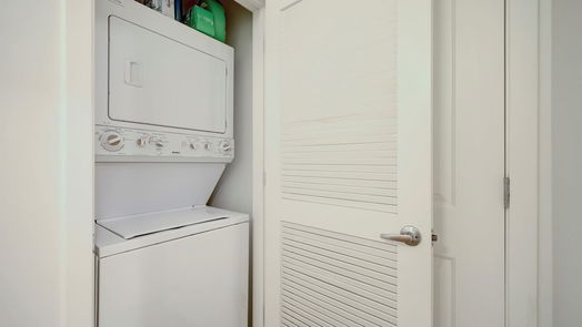 Houston null-story, 1-bed 5925 Almeda Road 10816-idx