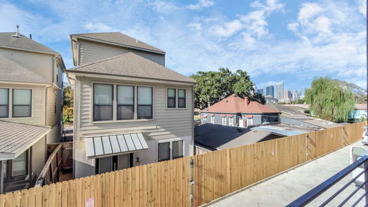 Houston 4-story, 3-bed 2107 McGowen Street-idx