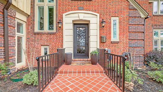Houston 2-story, 3-bed 2535 N Macgregor Way-idx