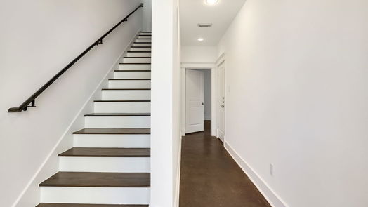 Houston 4-story, 3-bed 3220 La Branch Street-idx