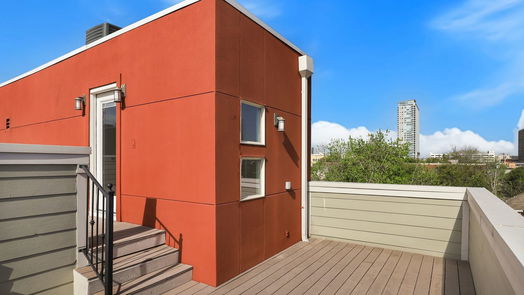 Houston 4-story, 3-bed 3220 La Branch Street-idx