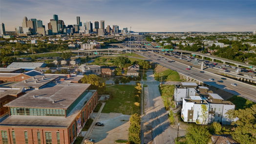 Houston 4-story, 3-bed 4117 Chartres Street-idx