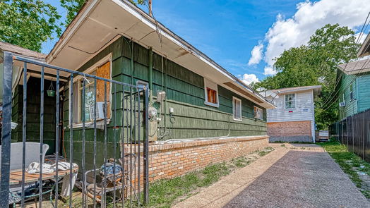 Houston 1-story, 3-bed 3113 Anita Street-idx