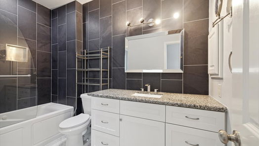 Houston 3-story, 2-bed 3015 Austin Street-idx