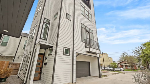 Houston 4-story, 3-bed 2414 Saint Charles B-idx