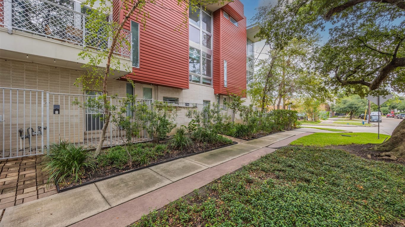 Houston 3-story, 2-bed 2706 Jackson Street-idx