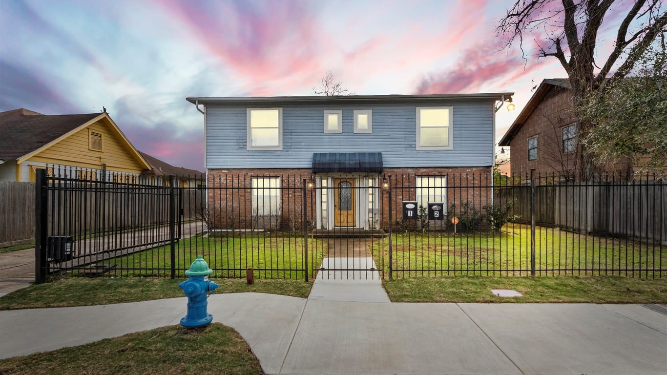 Houston 2-story, 2-bed 3346 Blodgett Street-idx