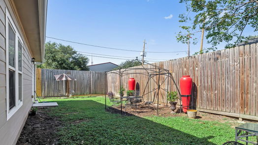 Houston 1-story, 3-bed 3014 Paige Street-idx