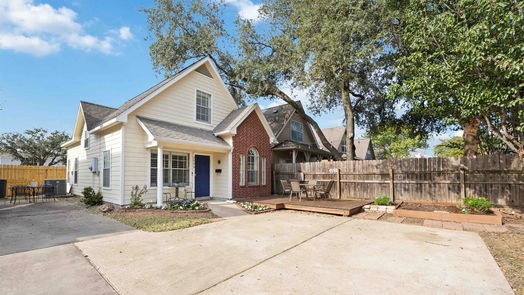 Houston 2-story, 3-bed 2804 Austin Street-idx