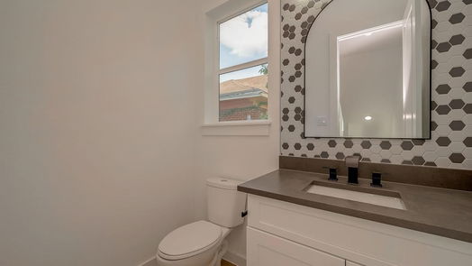 Houston 3-story, 3-bed 4015 Live Oak Street-idx