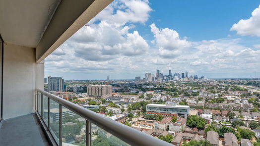 Houston null-story, 1-bed 1701 Hermann Drive 21A-idx