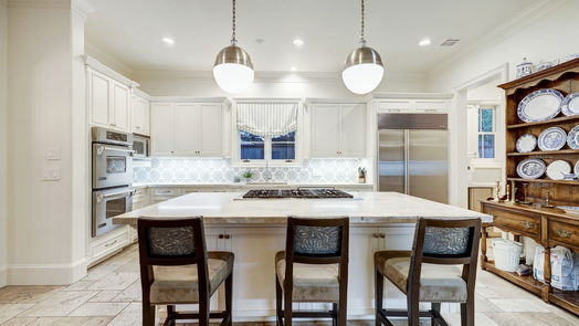 Houston 3-story, 4-bed 3739 Albans Road-idx