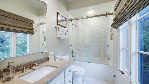 Houston 3-story, 4-bed 3739 Albans Road-idx