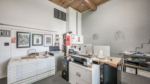 Houston 2-story, 1-bed 4916 Kelvin Drive-idx