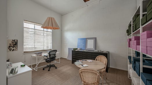 Houston 2-story, 1-bed 4916 Kelvin Drive-idx