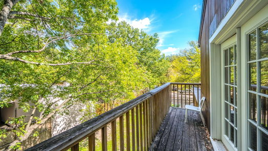 Houston 2-story, 1-bed 4916 Kelvin Drive-idx
