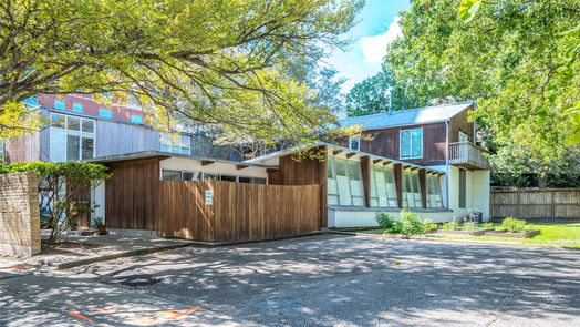 Houston 2-story, 1-bed 4916 Kelvin Drive-idx