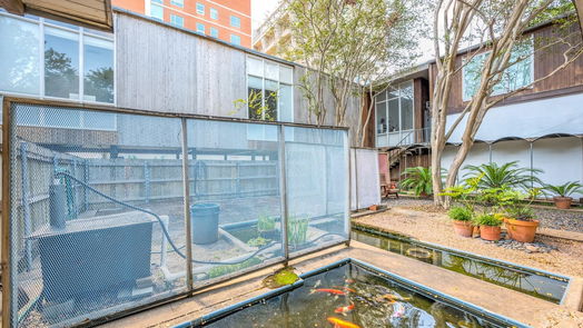Houston 2-story, 1-bed 4916 Kelvin Drive-idx