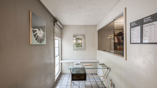 Houston 2-story, 1-bed 4916 Kelvin Drive-idx