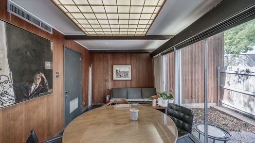 Houston 2-story, 1-bed 4916 Kelvin Drive-idx